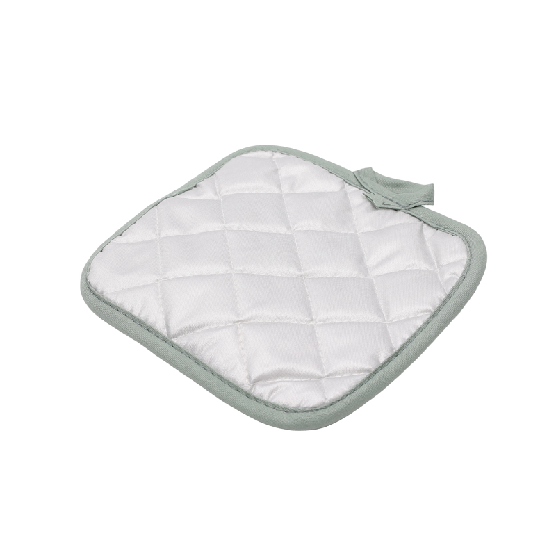 1210-ovenwant-met-pannenlappen-08.webp