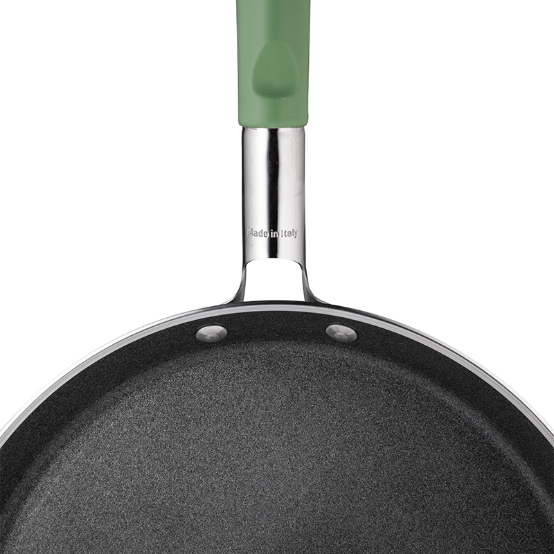 Primecook pannenkoekenpannen zijn voorzien van een stevige grip die niet heet wordt
